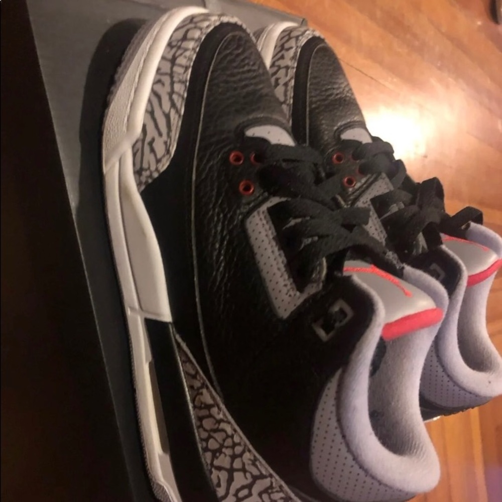 Jordan 3s